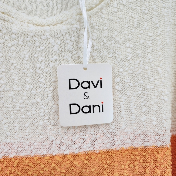 Davi & Dani Women's Textured Colorblock Oversized Sweater - M - Picture 5 of 10